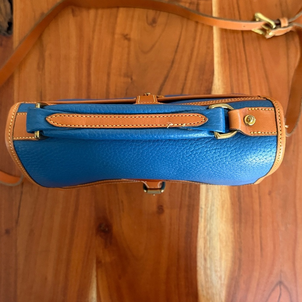 Vintage Dooney & Bourke AWL Carrier Satchel Blue/British Tan Crossbody + Strap - Picture 2 of 13